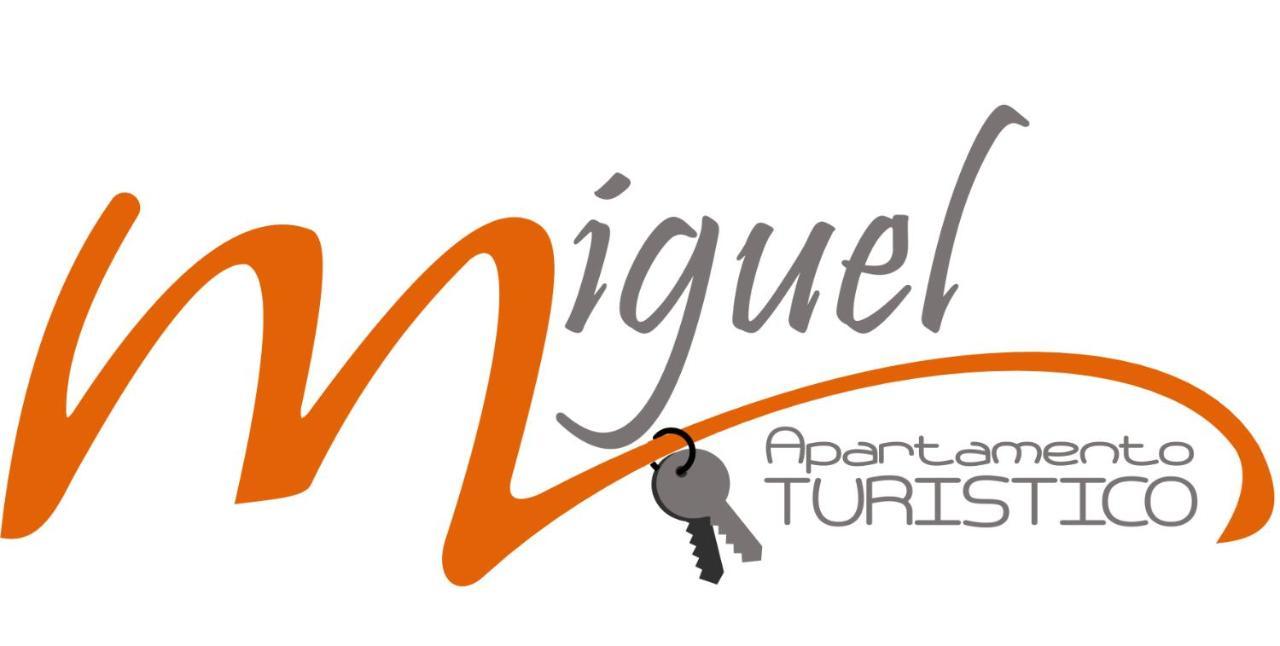 Alojamiento Turistico Miguel - 로그로노 외부 사진